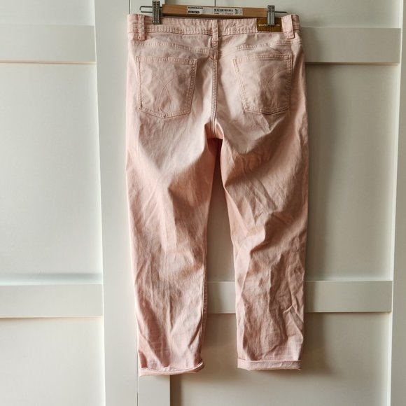 Calvin Klein Jeans size 8 - Picture 3 of 3
